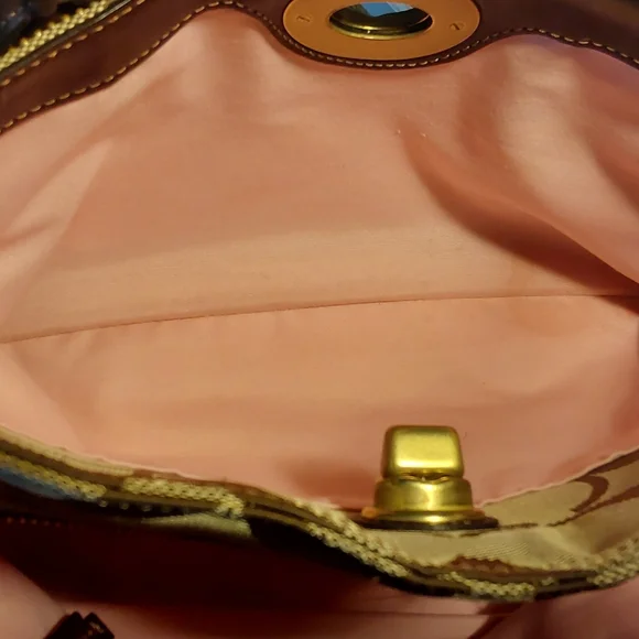 VINTAGE COACH HAMPTON SHOULDER BAG - Picture 8 of 12